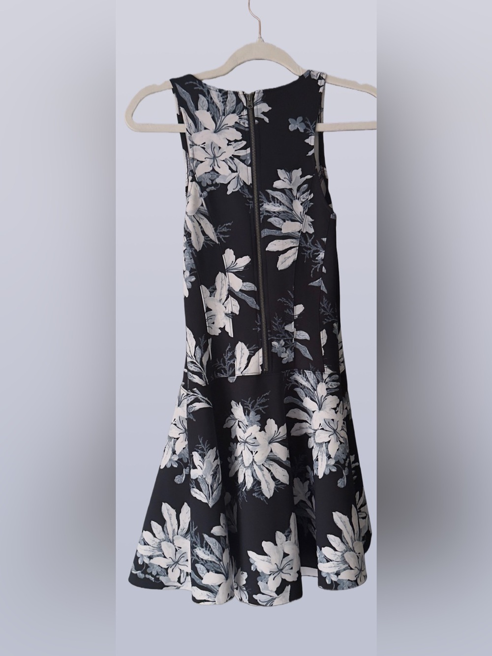 Abercrombie & Fitch fit and flare dress - Picture 2 of 4
